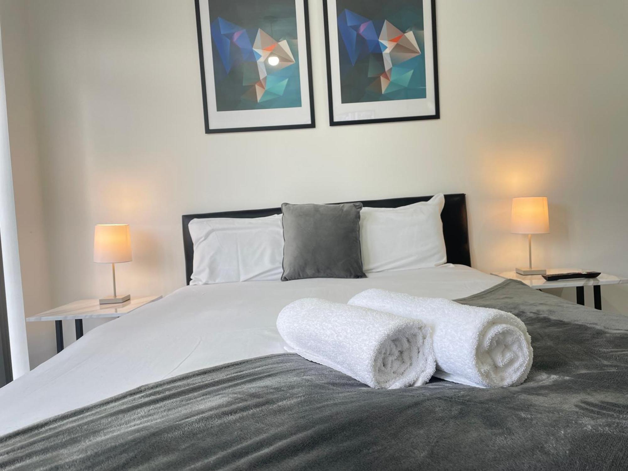 4 Bedroom 2 Bathroom Shared House - Near Bhx And Nec Birmingham Buitenkant foto
